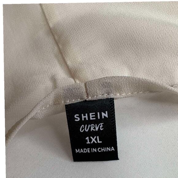 Womans Plus Short Sleeve Peasant Top Cream Color Flowey Light Weight Size 1XL - Picture 10 of 10